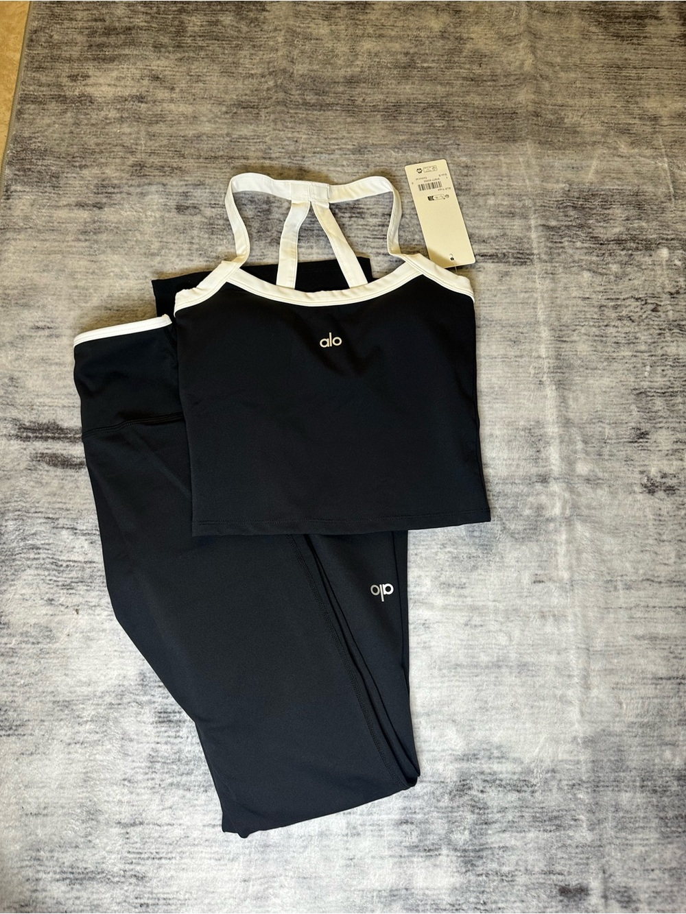 ALO Yoga Black Tank & Leggings Set with White Trim